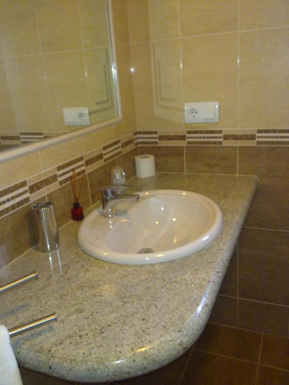 Costa Caion Otel Laracha Oda fotoğraf